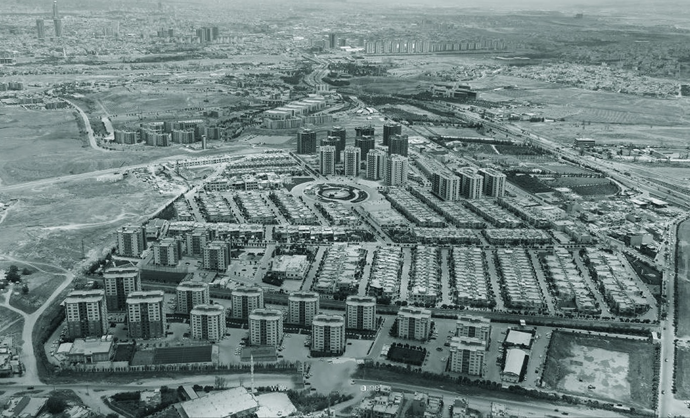 Qaiwan City: a residential complex under construction, seen from above